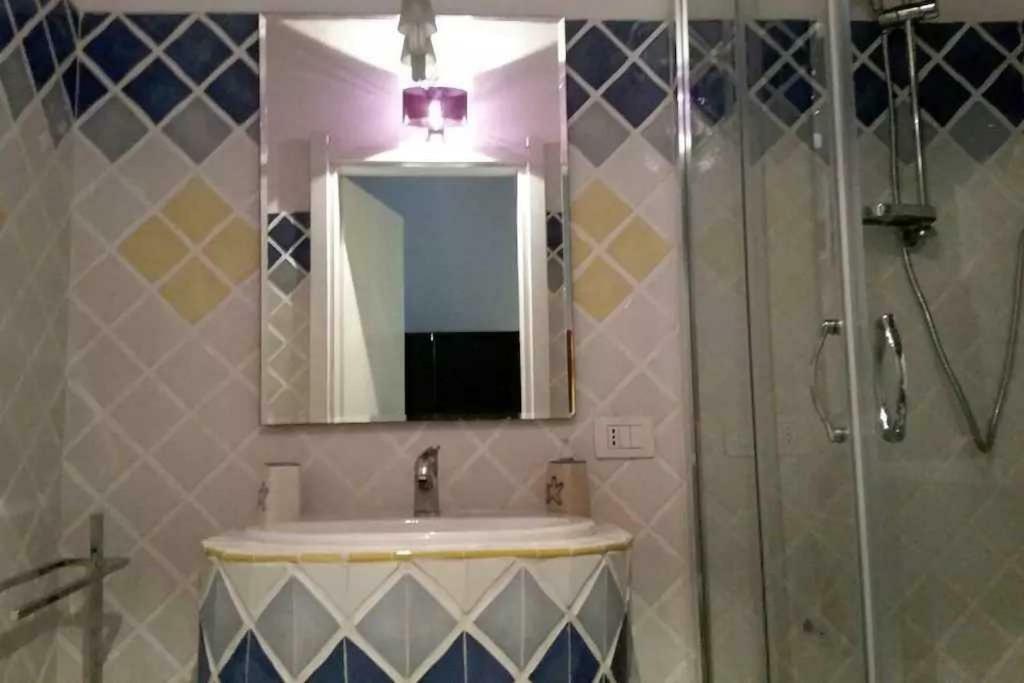 Monolocale Stampace Apartment Каляри Екстериор снимка